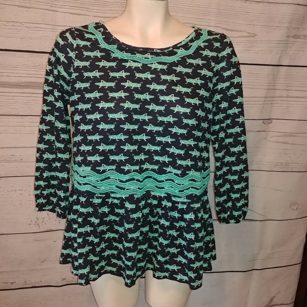 Crown & Ivy Women's Top Blue Green Grasshopper